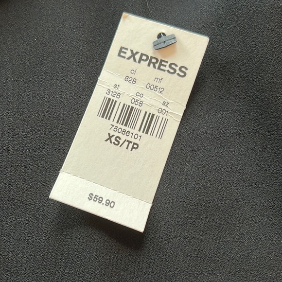 Express top. Black. Size XS. NWT. - Picture 4 of 5